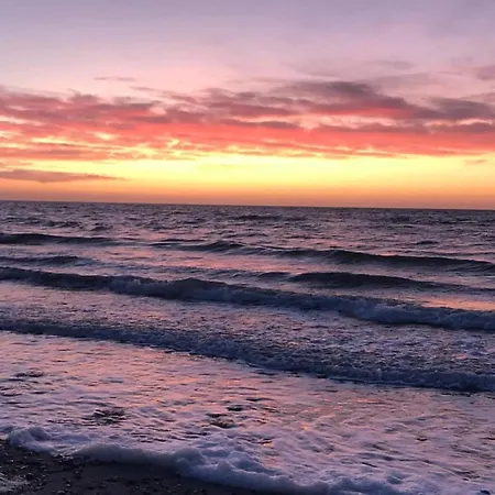 4 Person In * Store Fuglede