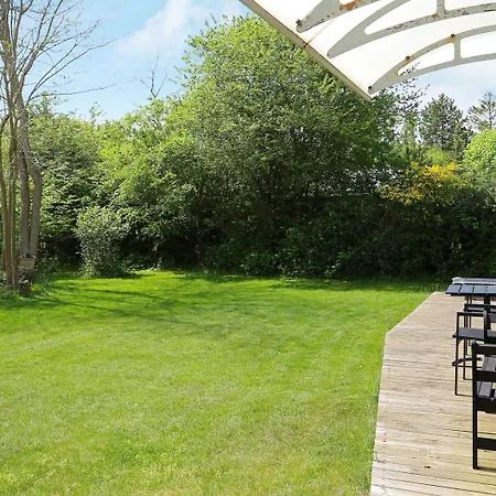 4 Person In Hébergement de vacances *